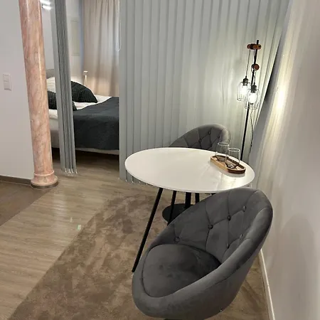 Kirchheim Apartamento *